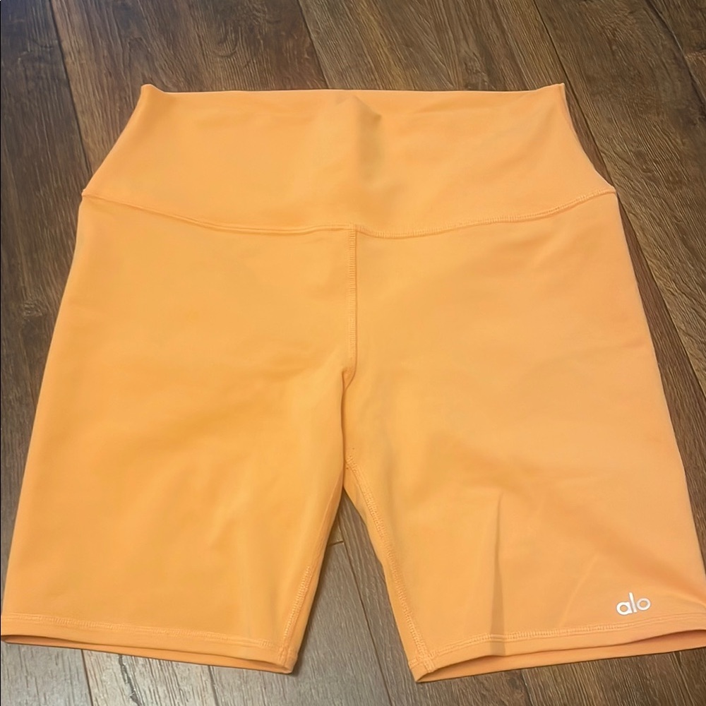 ALO Yoga Orange Bike Shorts High-Waist Stretch